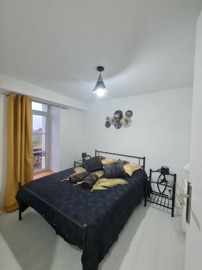 La Roche Du Roy Apartment Rocroi Екстериор снимка